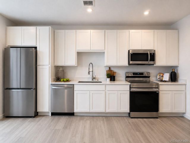 1634 N Sheridan Boulevard 105, Denver, CO 80204