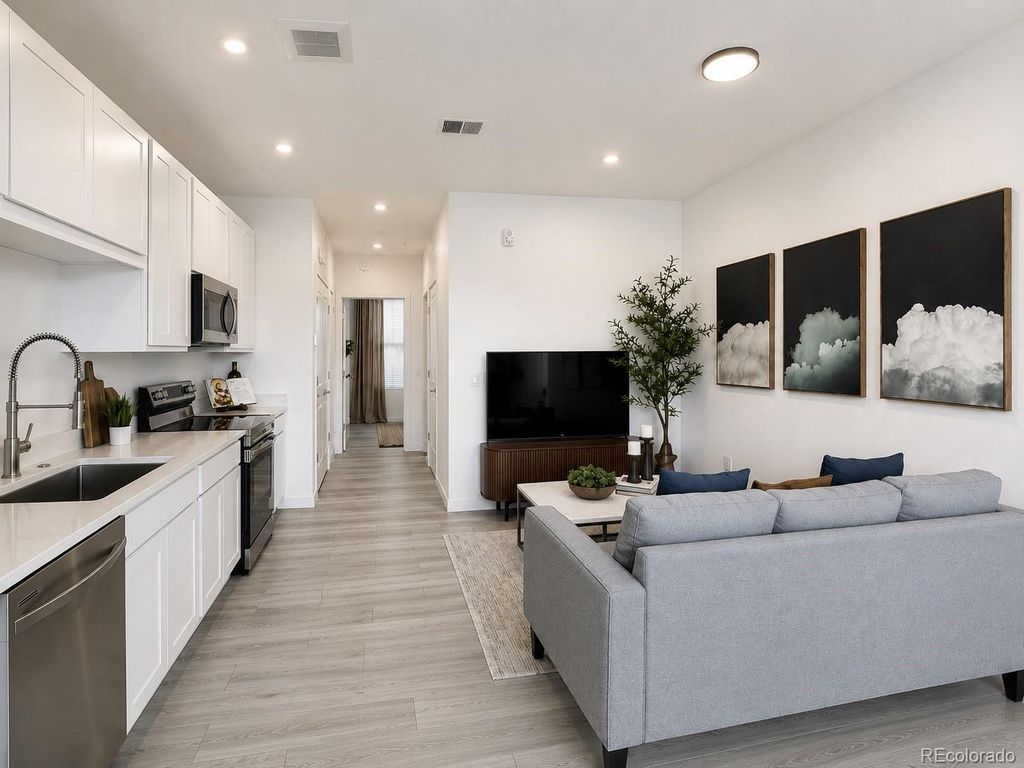 1634 N Sheridan Boulevard 105, Denver, CO 80204