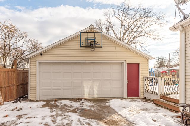 1005 S Wisner Street, Jackson City, MI 49203