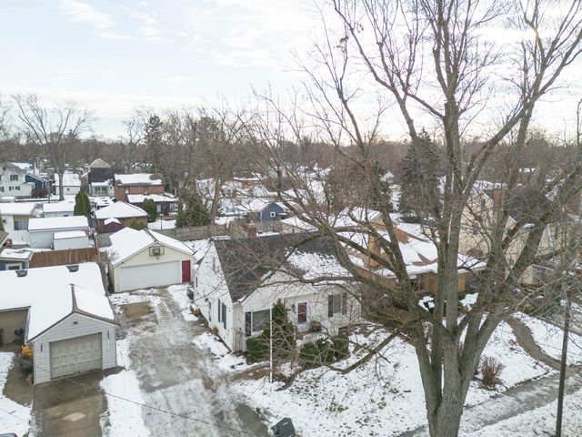 1005 S Wisner Street, Jackson City, MI 49203