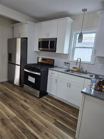 236 Lowell Avenue, Providence, RI 02909