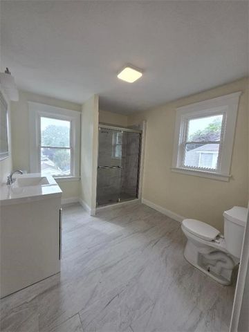 236 Lowell Avenue, Providence, RI 02909