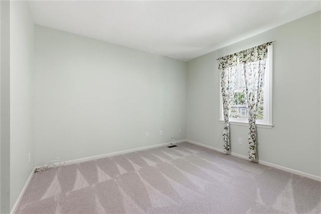15716 W 138th Terrace, Olathe, KS 66062