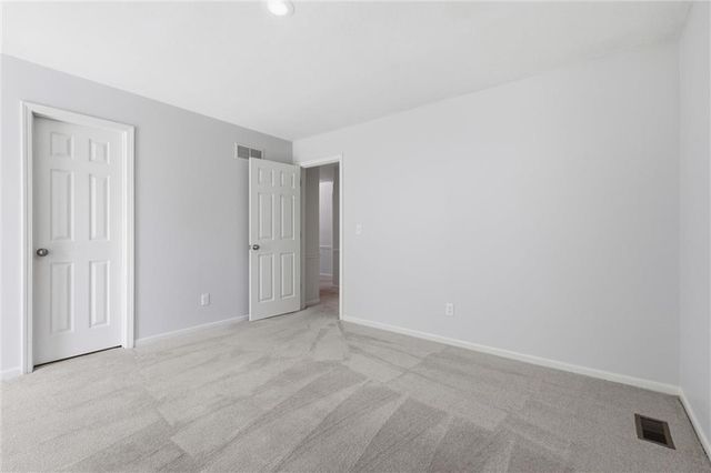 15716 W 138th Terrace, Olathe, KS 66062