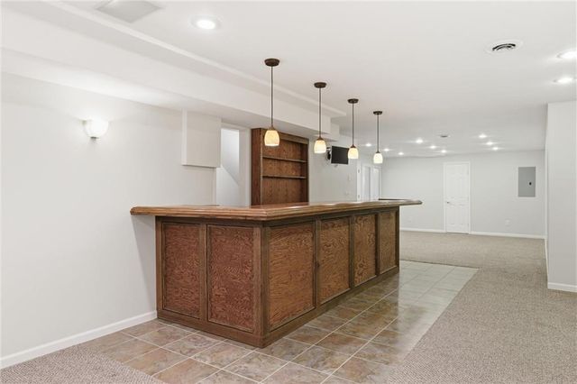 15716 W 138th Terrace, Olathe, KS 66062