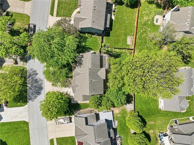 15716 W 138th Terrace, Olathe, KS 66062