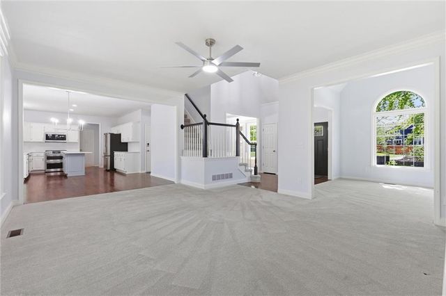 15716 W 138th Terrace, Olathe, KS 66062