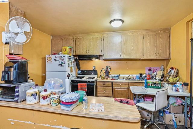 1473 82nd Ave, Oakland, CA 94621