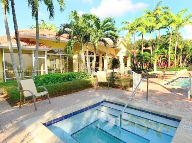 4201 Glenmoor Dr 4201, West Palm Beach, FL 33409