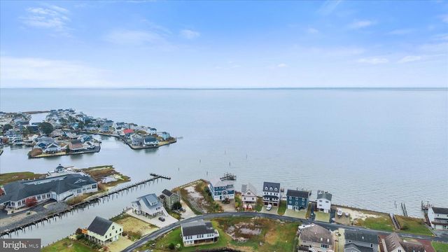 3336 BLACKBEARD RD, Greenbackville, VA 23356