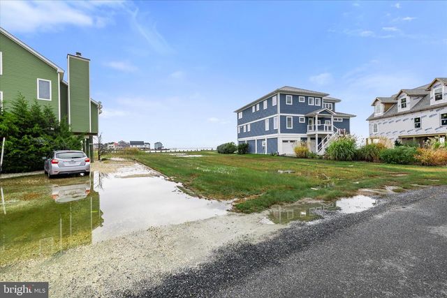 3336 BLACKBEARD RD, Greenbackville, VA 23356