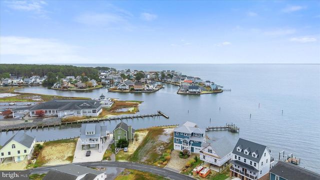 3336 BLACKBEARD RD, Greenbackville, VA 23356