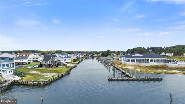 3336 BLACKBEARD RD, Greenbackville, VA 23356