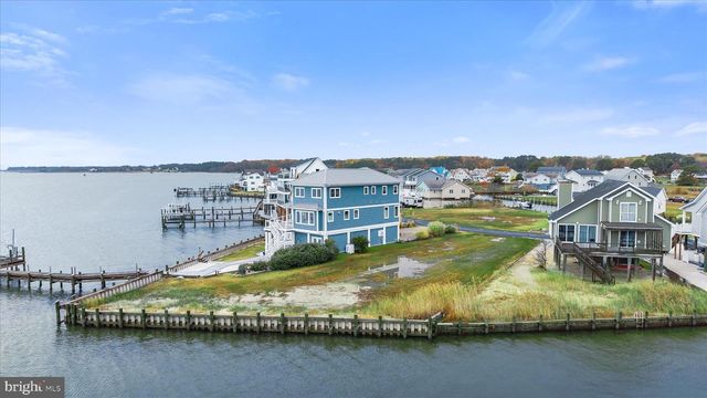 3336 BLACKBEARD RD, Greenbackville, VA 23356