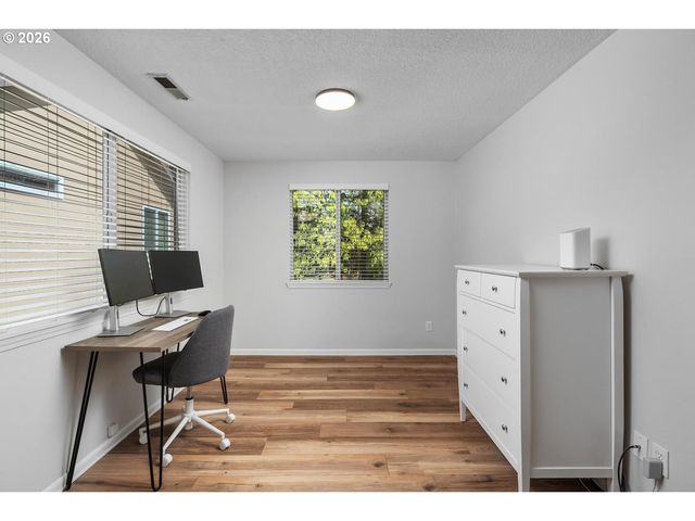 9940 Sw 153RD Ave, Beaverton, OR 97007