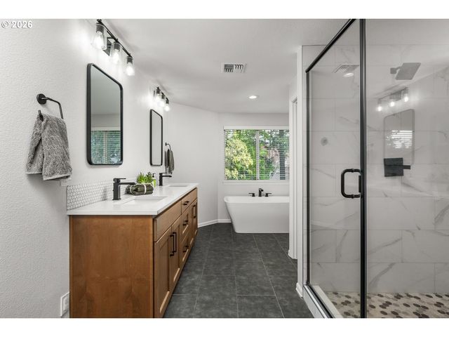 9940 Sw 153RD Ave, Beaverton, OR 97007