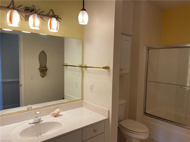 2301 Page Harbor Lndg Apt 205, Virginia Beach, VA 23451