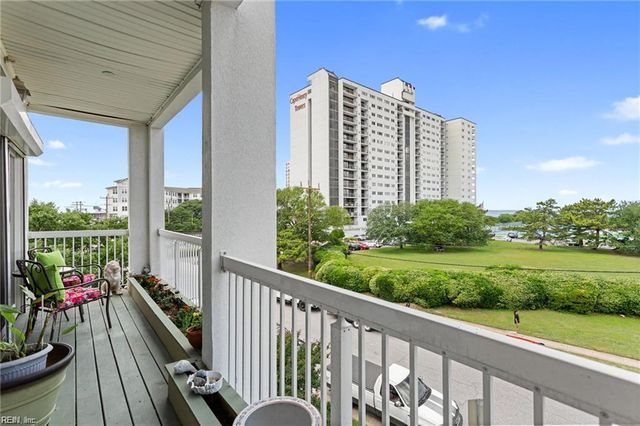 2301 Page Harbor Lndg Apt 205, Virginia Beach, VA 23451