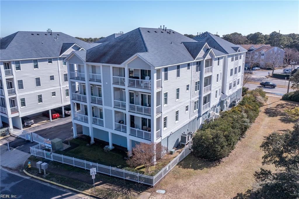 2301 Page Harbor Lndg Apt 205, Virginia Beach, VA 23451