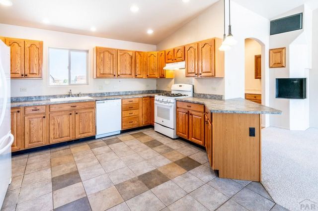 593 E Hahns Peak Ave, Pueblo West, CO 81007