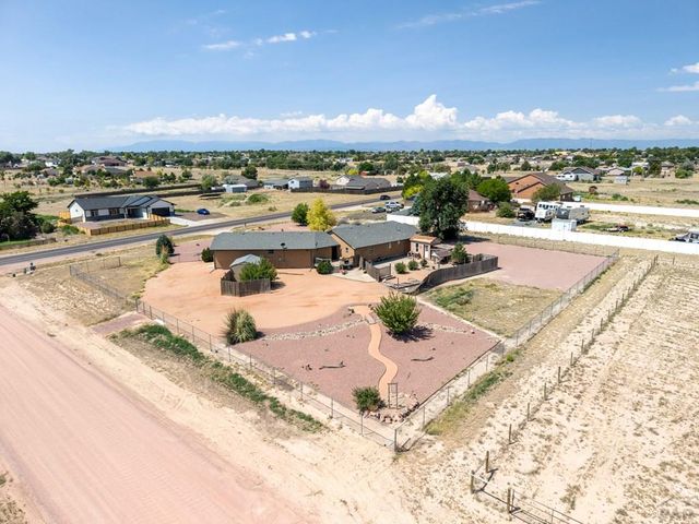 593 E Hahns Peak Ave, Pueblo West, CO 81007