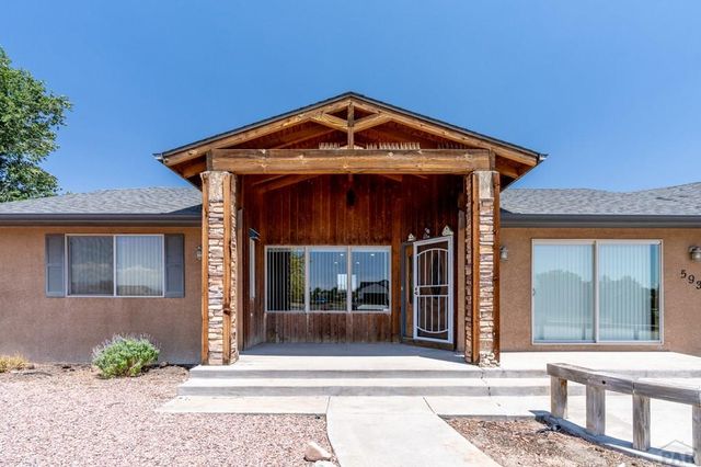 593 E Hahns Peak Ave, Pueblo West, CO 81007