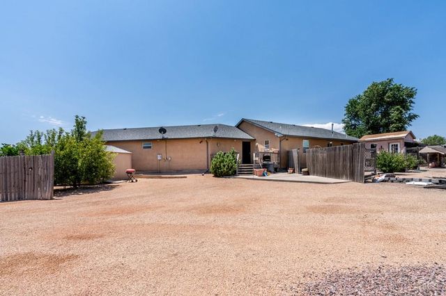 593 E Hahns Peak Ave, Pueblo West, CO 81007