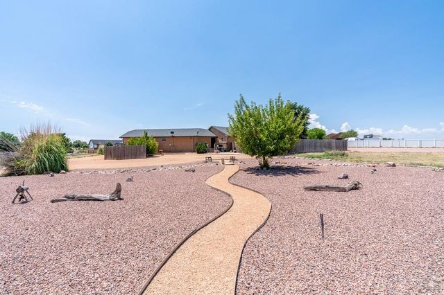 593 E Hahns Peak Ave, Pueblo West, CO 81007