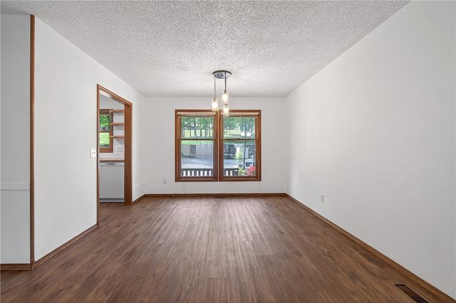 8 William Lane, Bella Vista, AR 72715