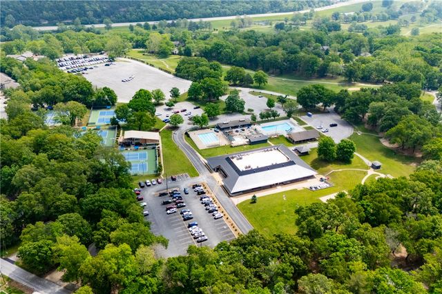 8 William Lane, Bella Vista, AR 72715
