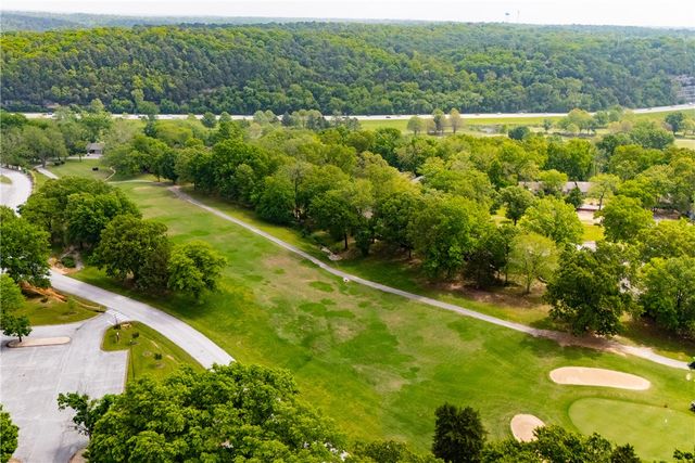 8 William Lane, Bella Vista, AR 72715