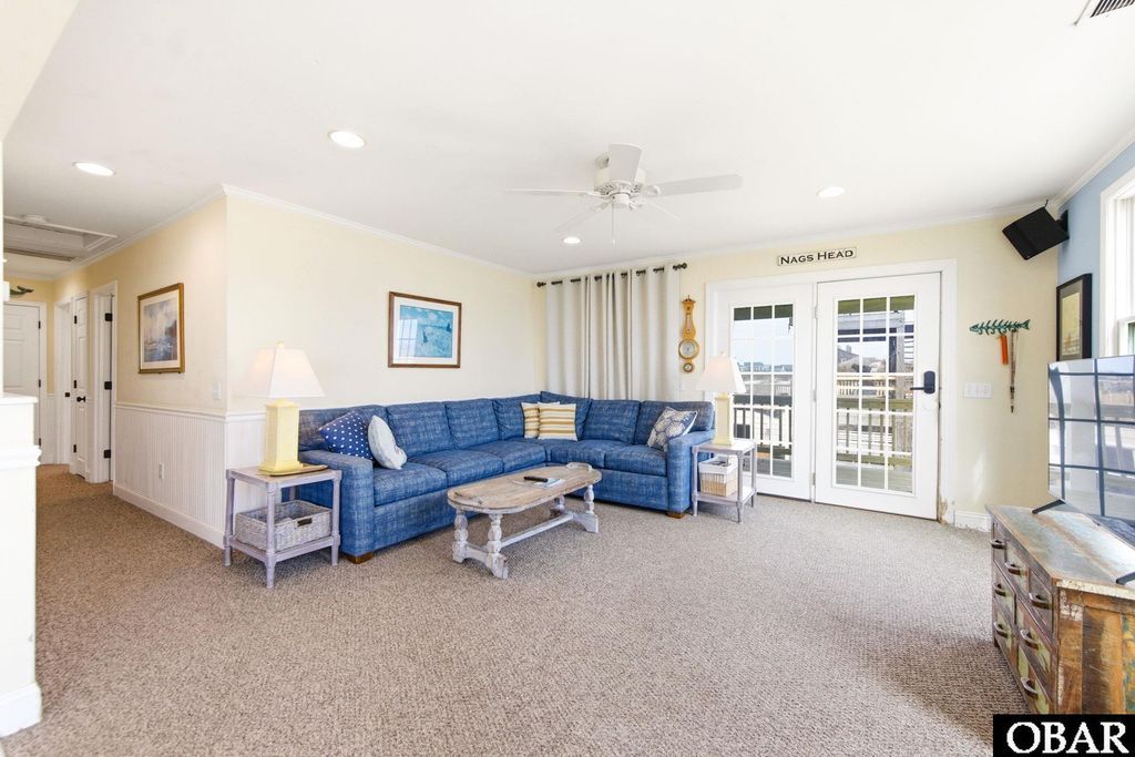 Image 13 of property listing at 9315 E Eagle Street Unit #B, Nags Head, NC 27959