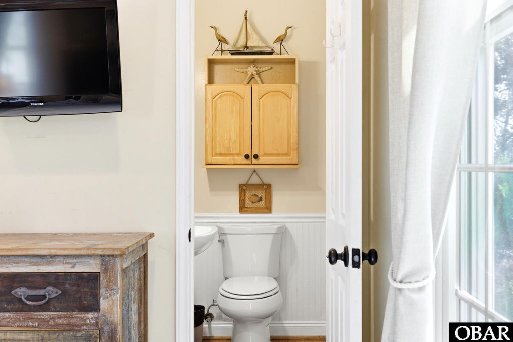 Image 35 of property listing at 9315 E Eagle Street Unit #B, Nags Head, NC 27959