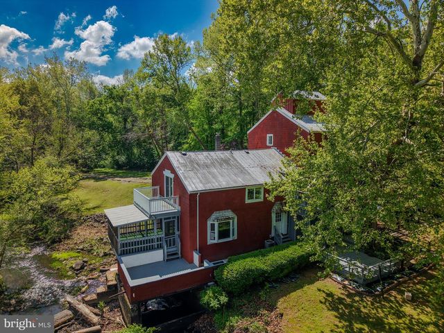 6908 ROXBURY MILL RD, Spotsylvania, VA 22551