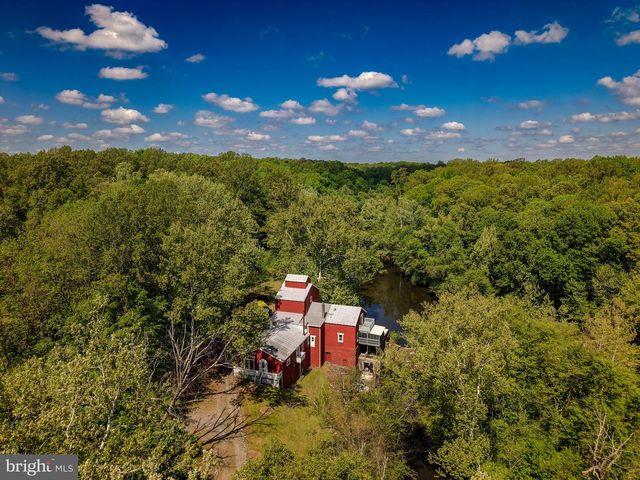 6908 ROXBURY MILL RD, Spotsylvania, VA 22551