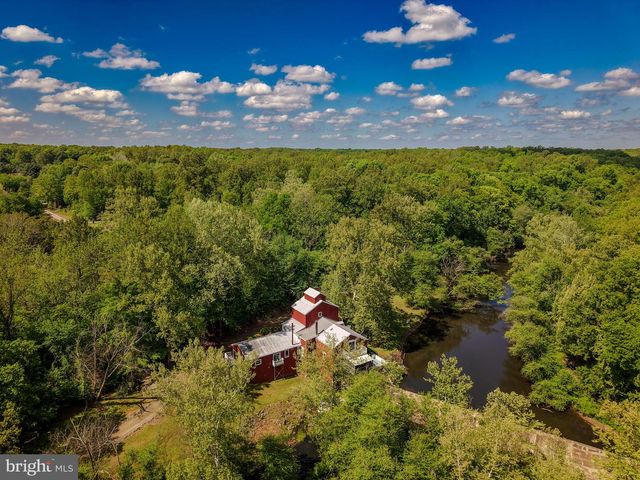 6908 ROXBURY MILL RD, Spotsylvania, VA 22551