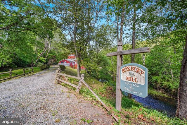 6908 ROXBURY MILL RD, Spotsylvania, VA 22551
