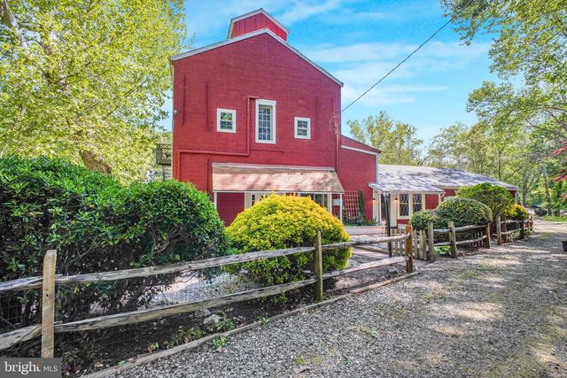 6908 ROXBURY MILL RD, Spotsylvania, VA 22551