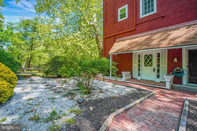 6908 ROXBURY MILL RD, Spotsylvania, VA 22551