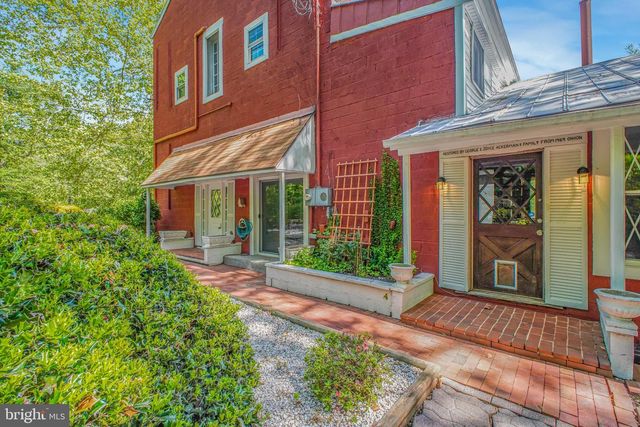 6908 ROXBURY MILL RD, Spotsylvania, VA 22551
