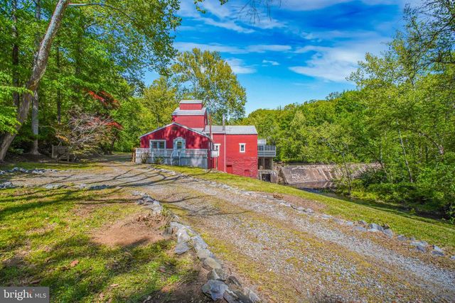 6908 ROXBURY MILL RD, Spotsylvania, VA 22551