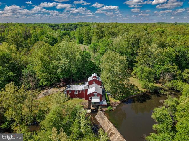 6908 ROXBURY MILL RD, Spotsylvania, VA 22551