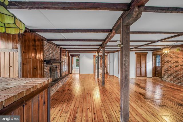 6908 ROXBURY MILL RD, Spotsylvania, VA 22551