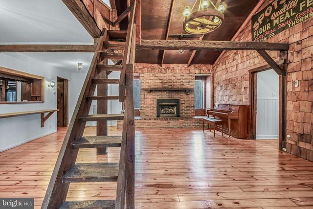 6908 ROXBURY MILL RD, Spotsylvania, VA 22551