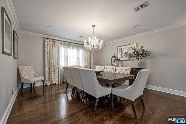 534 Brandon Place, Cliffside Park, NJ 07010