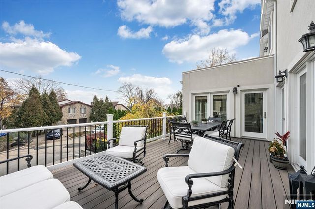 534 Brandon Place, Cliffside Park, NJ 07010