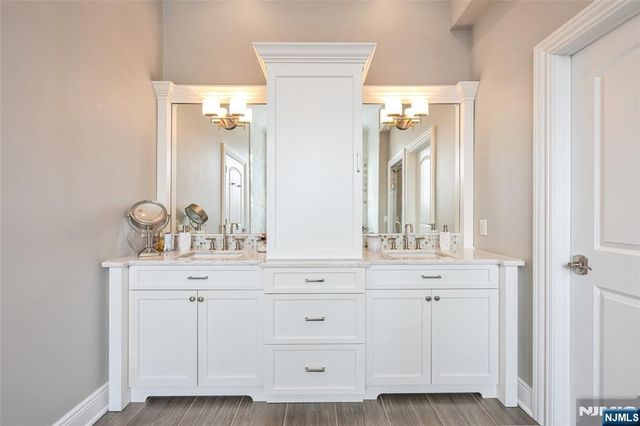 534 Brandon Place, Cliffside Park, NJ 07010