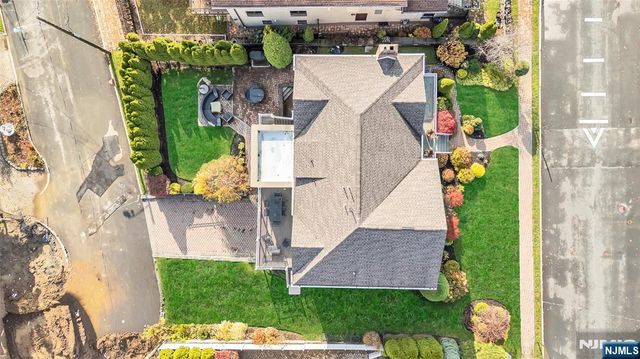 534 Brandon Place, Cliffside Park, NJ 07010