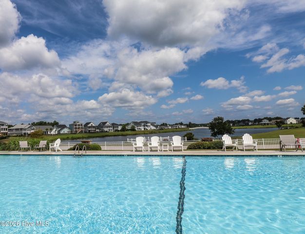 207 Everett Park Trail, Holly Ridge, NC 28445