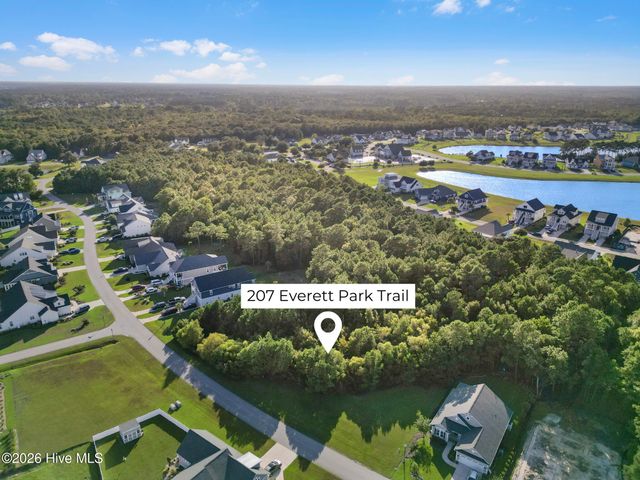 207 Everett Park Trail, Holly Ridge, NC 28445